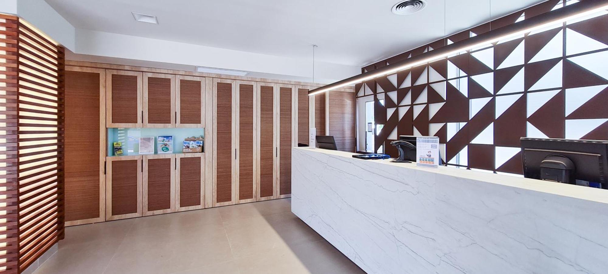 Cesar Augustus Hotel 3*